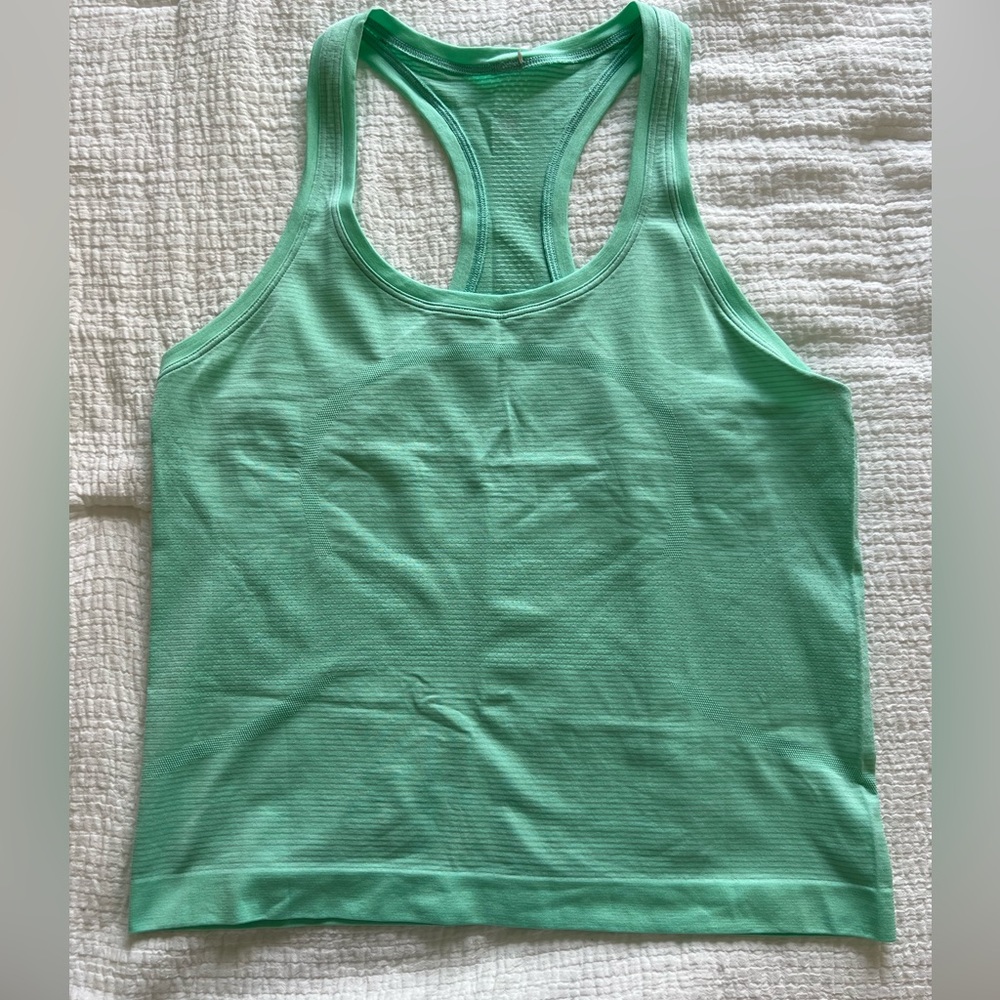 COPY - Lululemon Swiftly Tech Tank